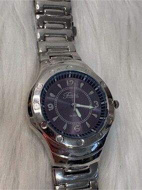 Silver Tone Quartz Watch with Purple Dial